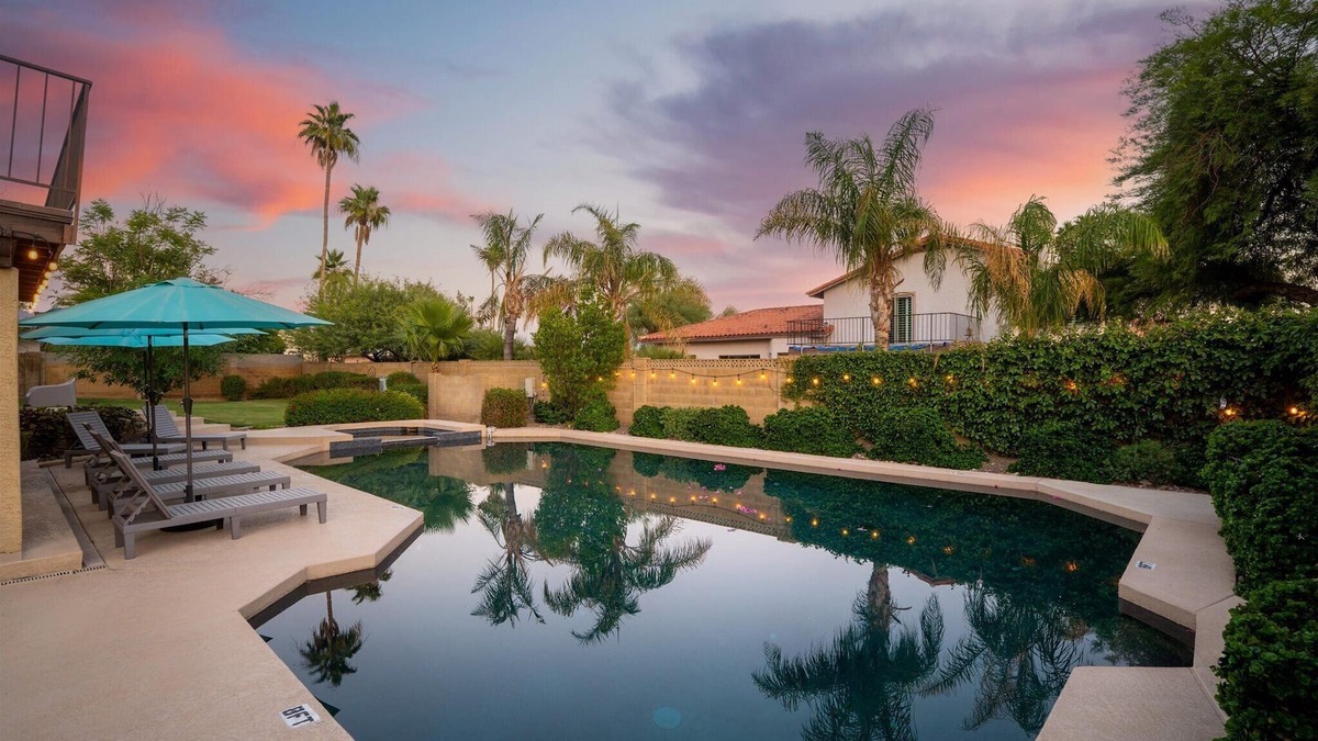 Paradise Valley Village House | The Betty Elyse | Perfect location w/pool & loaded amenities