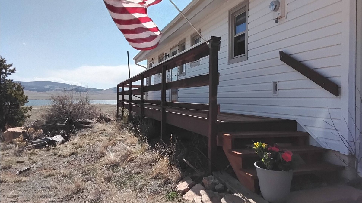 Lake George Cabin | The Bighorn Cabin overlooking Elevenmile Canyon Reservoir