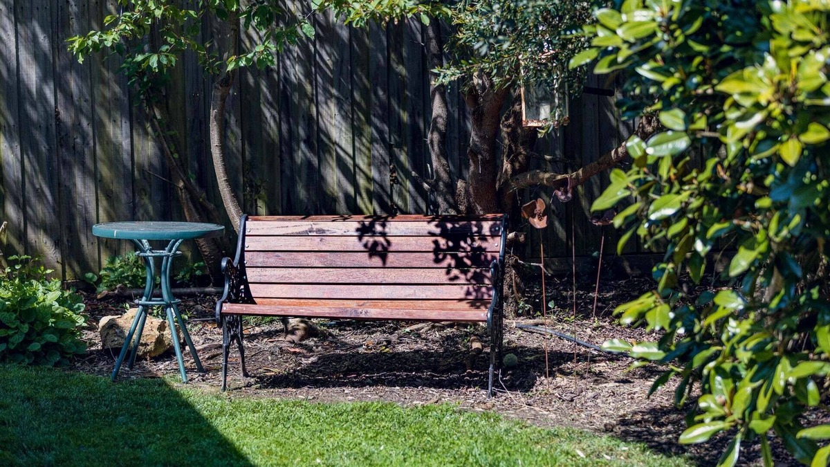 Woodend Bed & Breakfast | The birch bed and breakfast