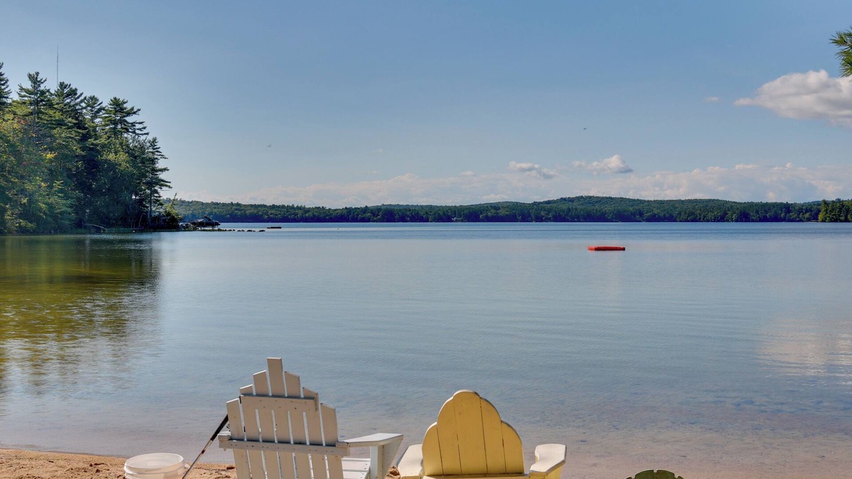 Raymond Cabin | 'The Birches' Raymond Getaway w/Beach & Boat Dock