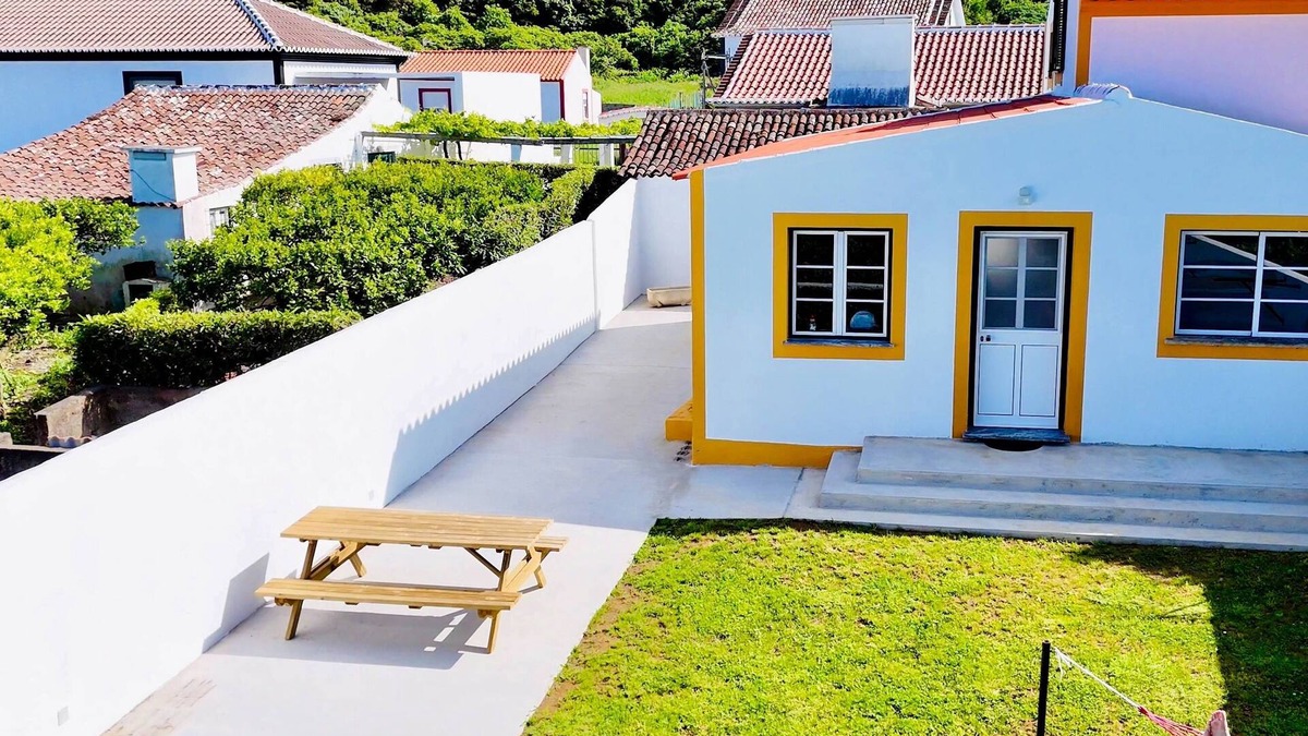 Biscoitos Apartment | The Biscuit House T1 by PontaNegraAzores