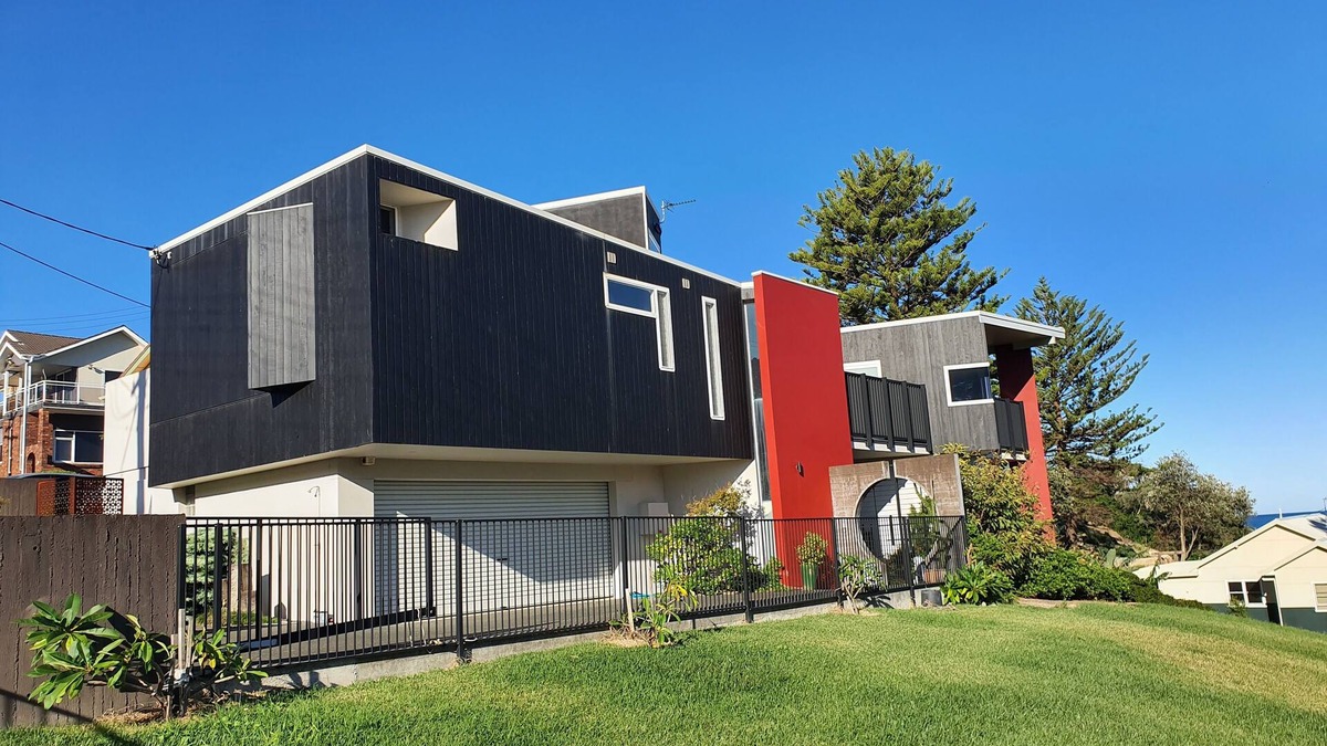 Thirroul House | The Black Pearl Holiday Home Thirroul