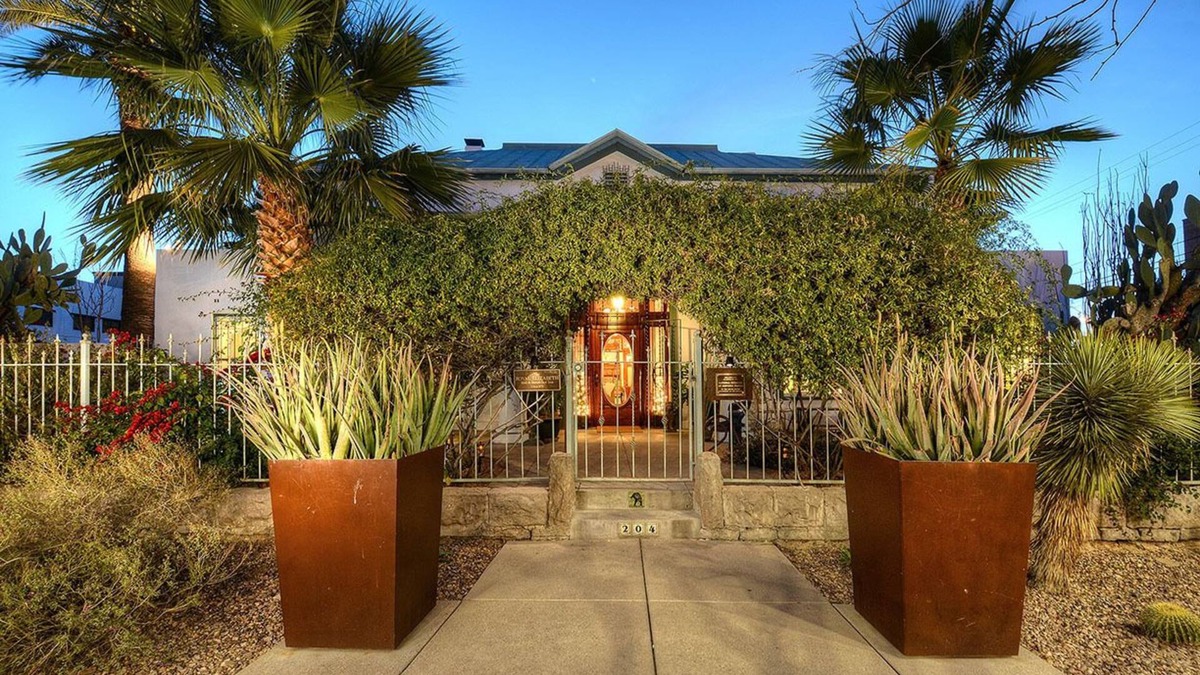 Downtown Tucson Hotel | The Blenman House Inn