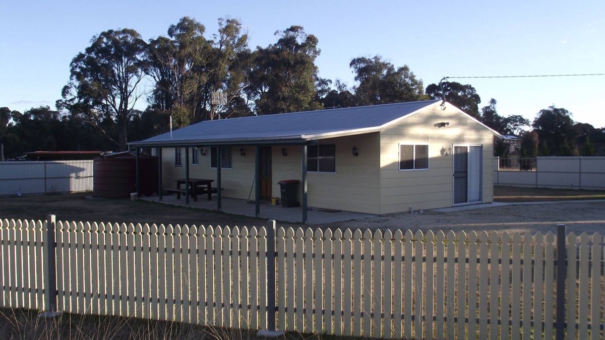 Invergowrie House | "The Block Getaway" - Peaceful Country Haven for Families