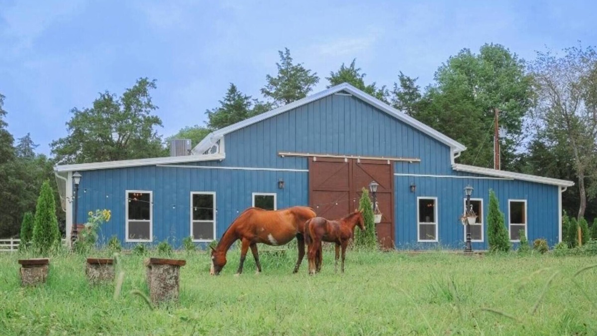 Murfreesboro House | The Blue Barn at the MeadowCreek