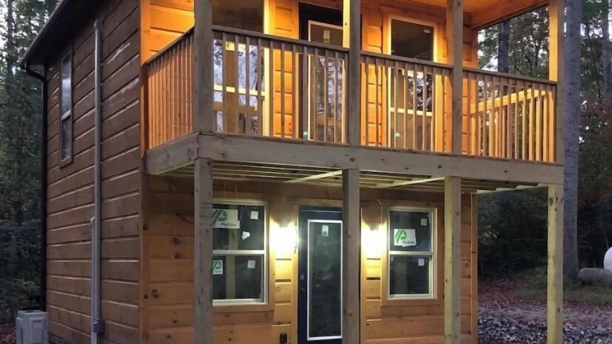 Winston - Salem Cabin | The Blue Door Cabin