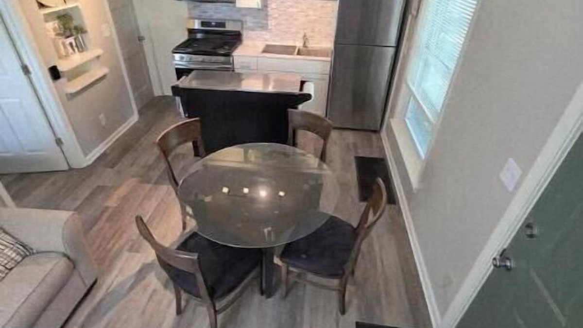 Des Moines Condo | The Blue Ribbon Duplex