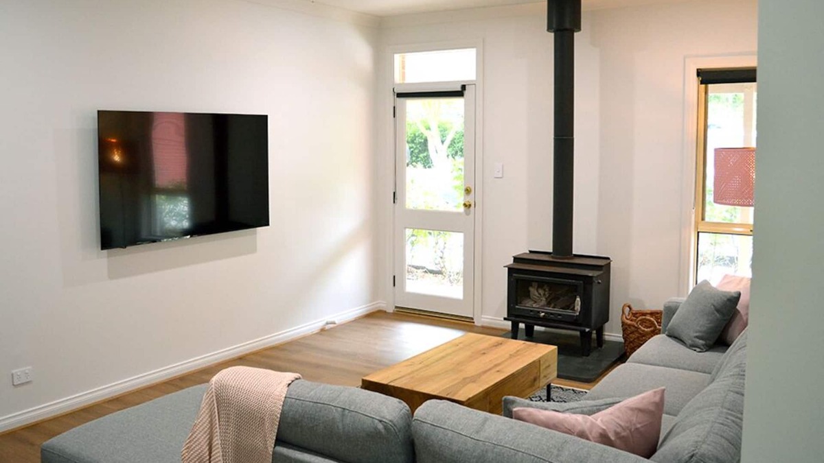 Penwortham Apartment | The Blush 1 - Style in the vines