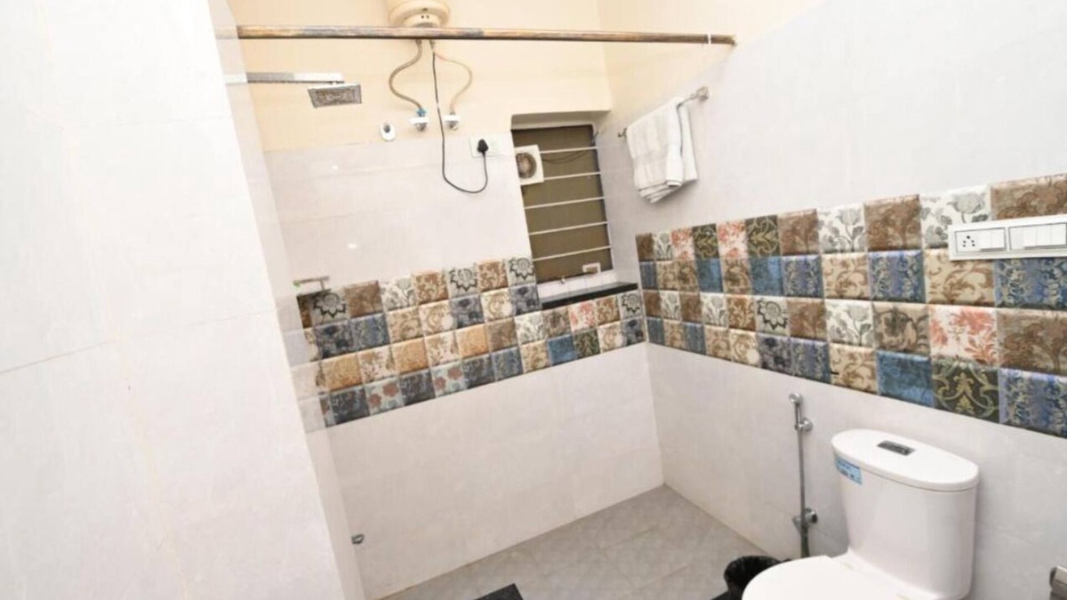 Rambagh Bed & Breakfast | The BnB World-sustainable stay - Deluxe King Room 2