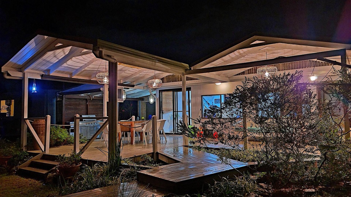 Lake Conjola House | The Boardwalk - tranquil setting by the water