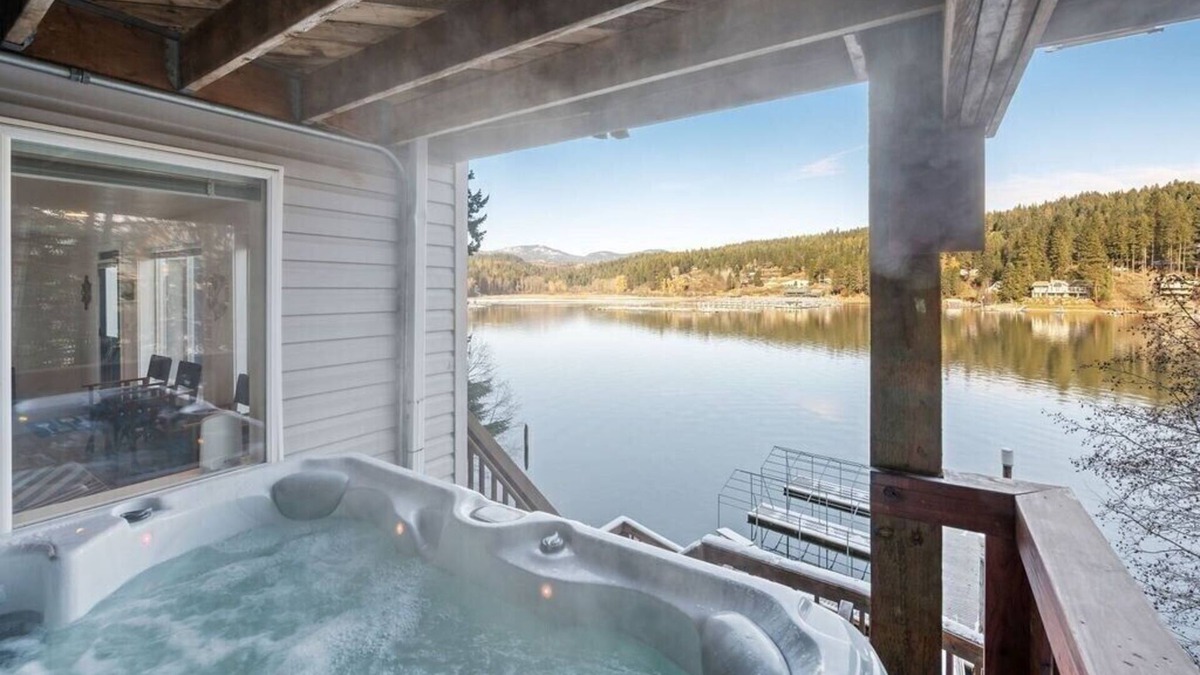 Coeur d'Alene House | The Boathouse Large Modern Renovated Waterfront Home with Decks and Docks