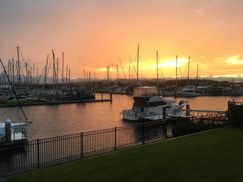 One Tree Point Apartment | The Boathouse