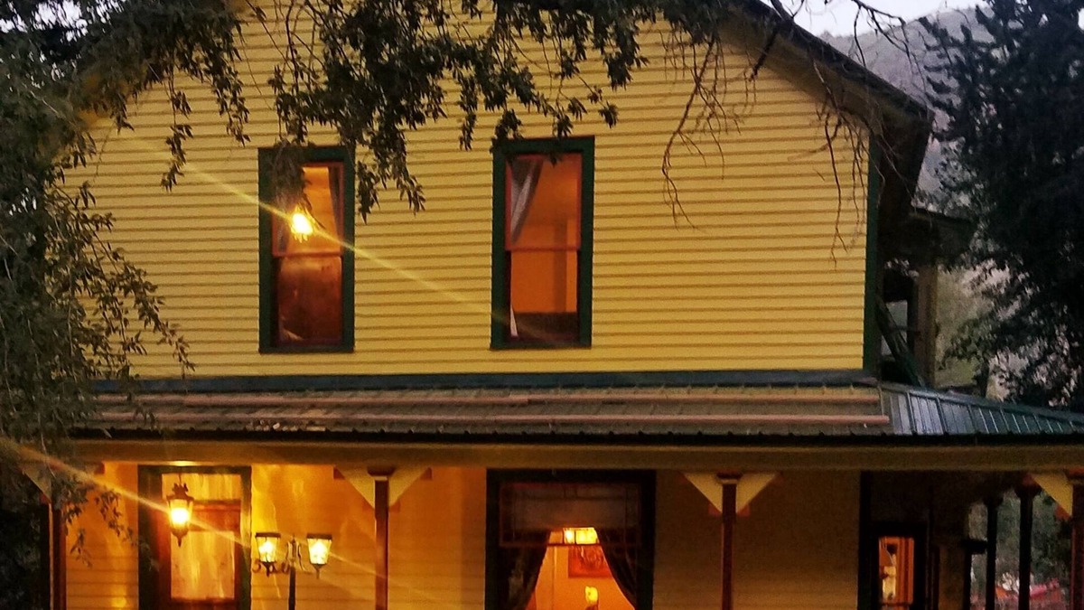 Lake City House | The Bonnie Rose, a Historic home built in 1902. Gowdy Properties