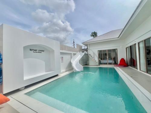 Chonburi Villa | The Botany Pool Villa