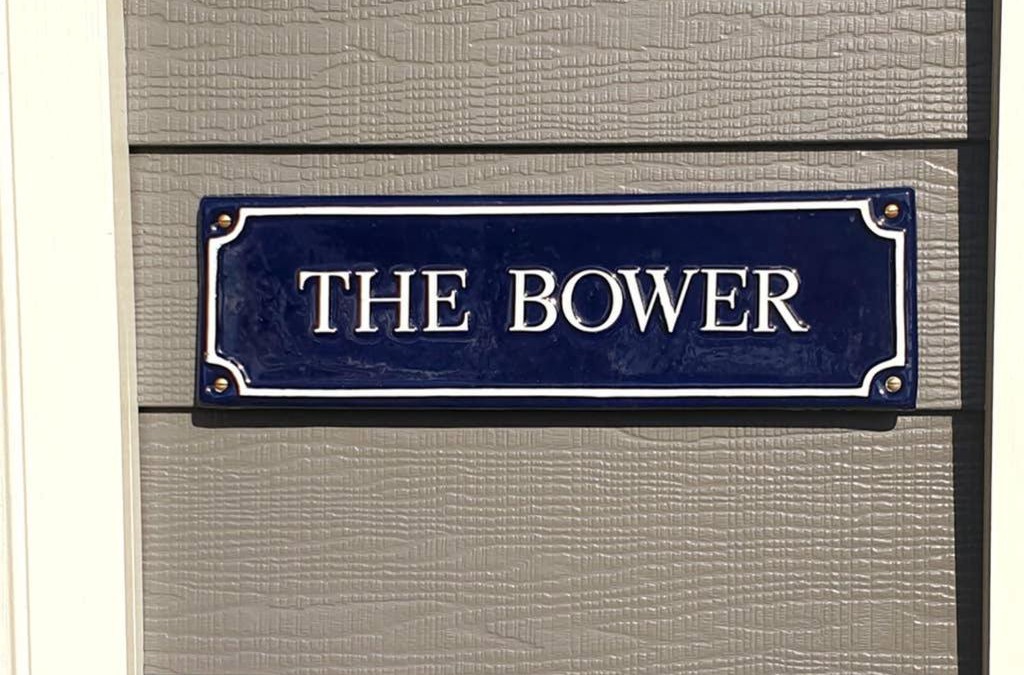 Uralla Ski Chalet | The Bower@ Kings Cottage