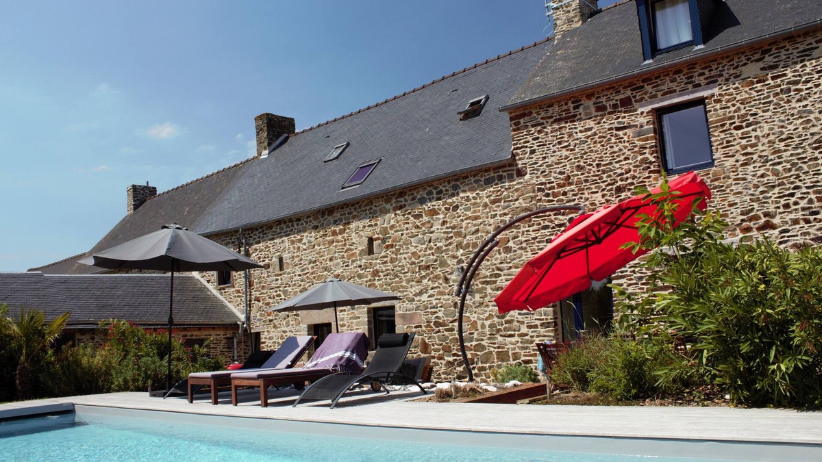 Roz-Landrieux House | The Breton Palace - Gîte de France 4 ears - 5 bedrooms - Private pool