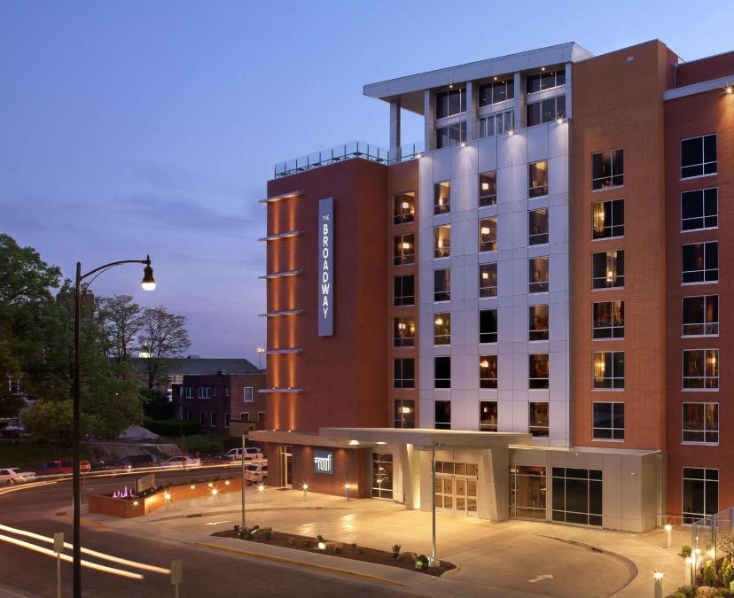 Columbia Hotel | The Broadway Columbia - a DoubleTree by Hilton Hotel