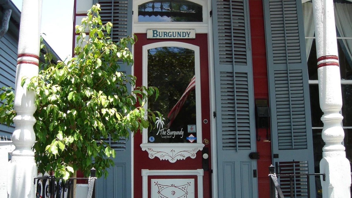 Faubourg Marigny Bed & Breakfast | The Burgundy Bed and Breakfast