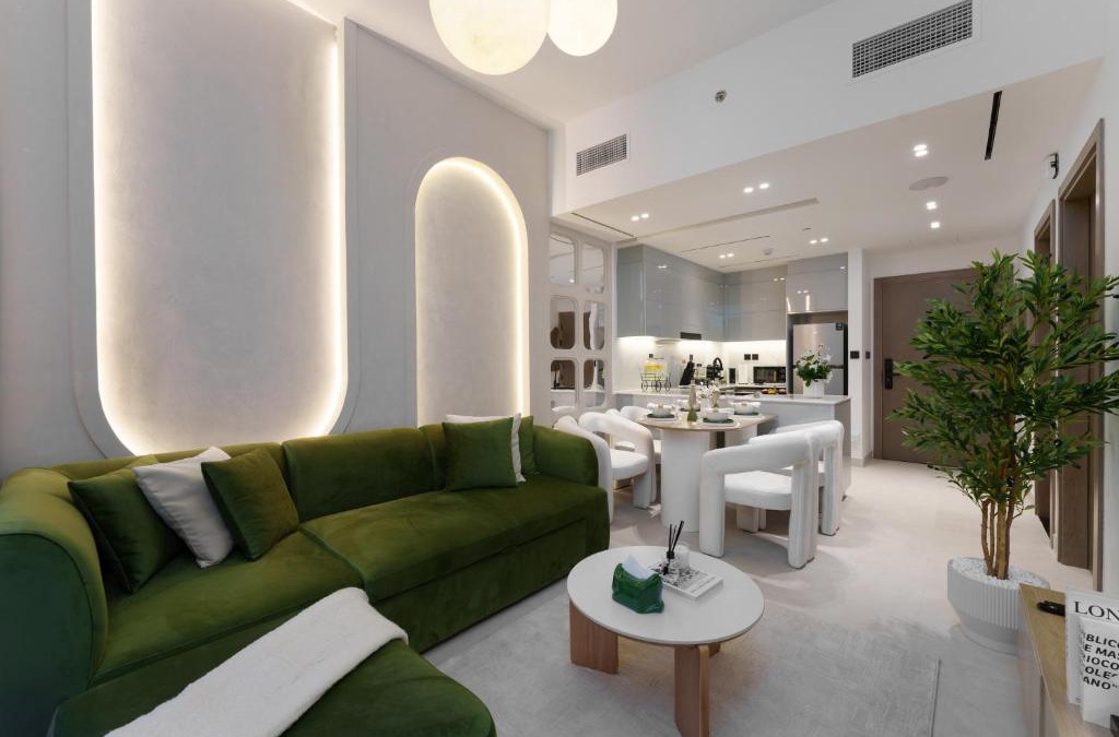 Business Bay Apartment | The Burj and Canal Views