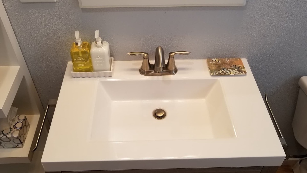 Kanab Apartment | THE BUS STOP INN 2 Brand New! Great Views!