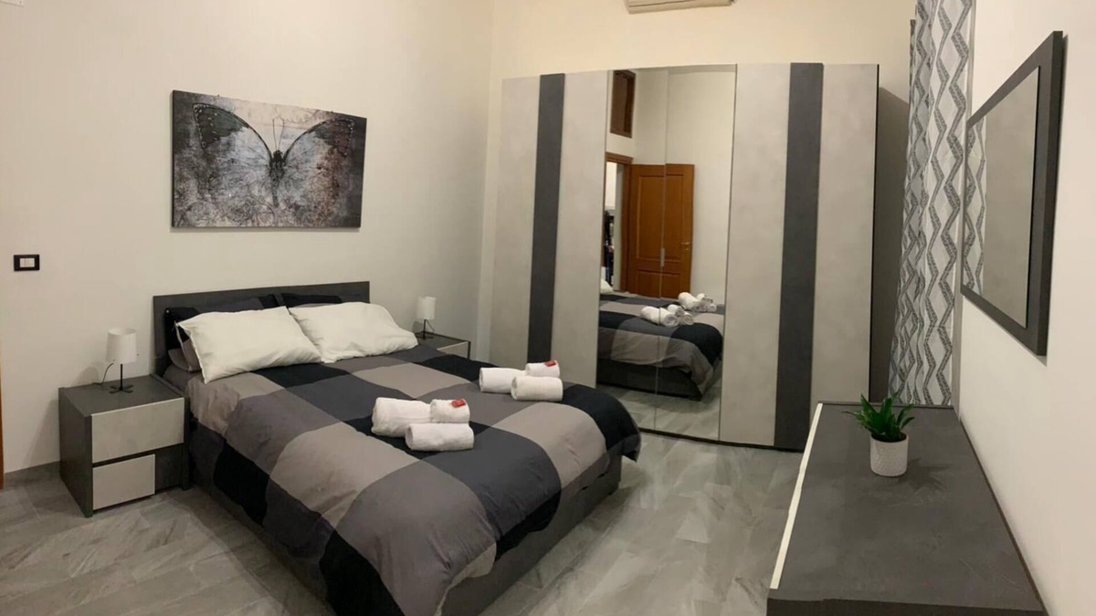 Prenestino-Centocelle Apartment | THE BUTTERFLY.