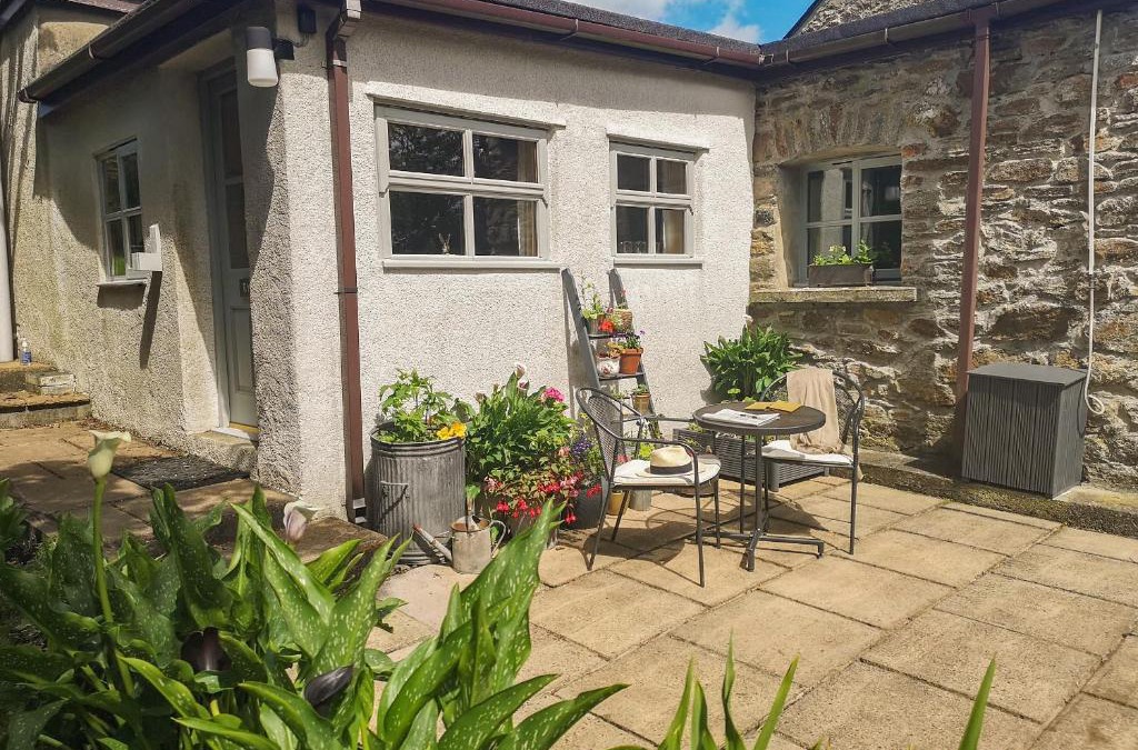 Rhosybol House | The Byre