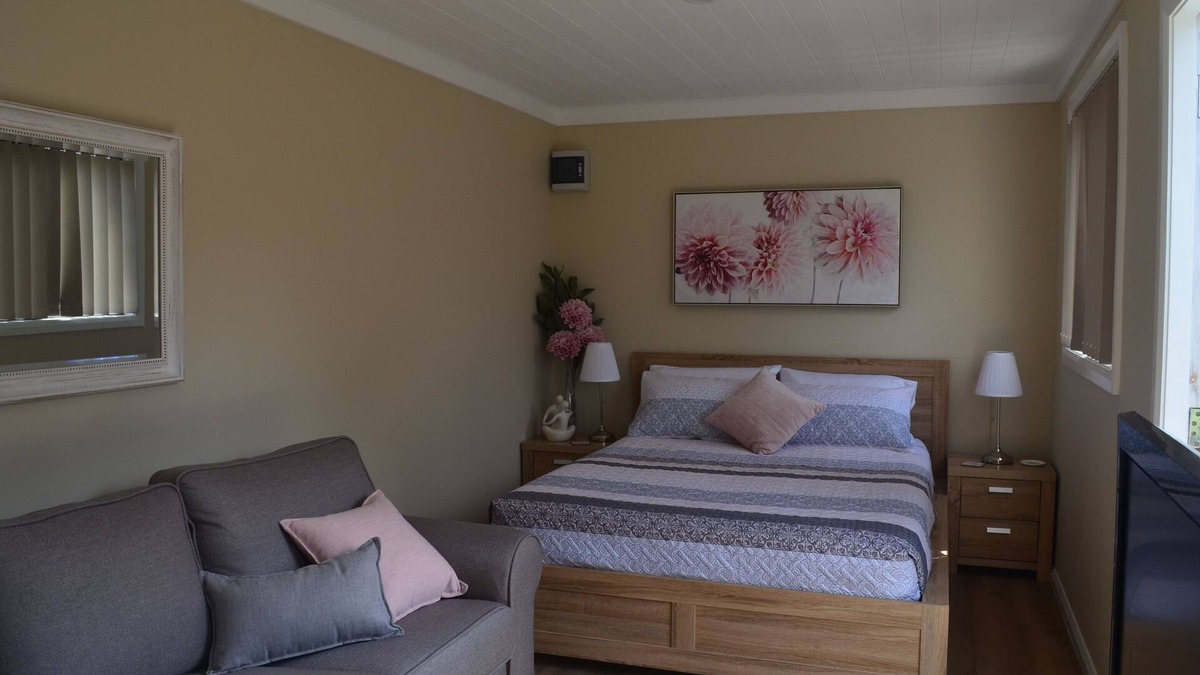 Barringella Cabin | The cabin at Glenndean Riverside Retreat
