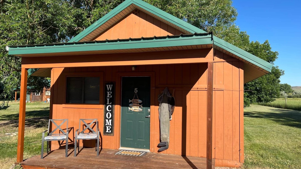 Big Horn County Cabin | The Cabin at Three Mile
