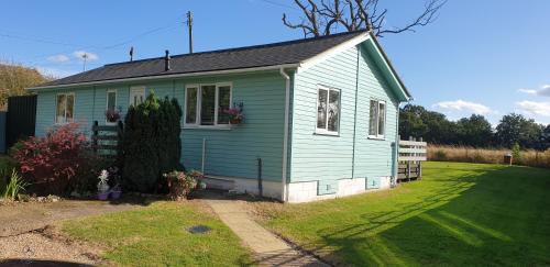 Beccles House | The Cabin,Kings Lane,Weston
