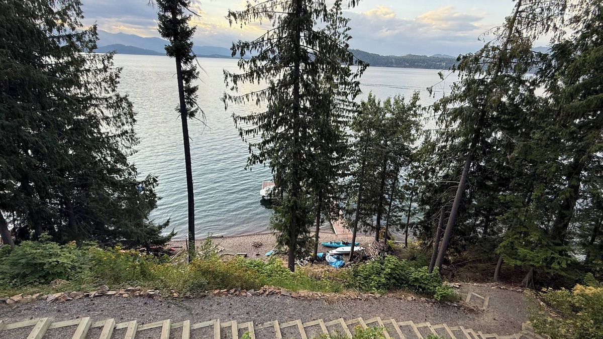 Sandpoint Cabin | The cabinette on beautiful Lake Pend Oreille