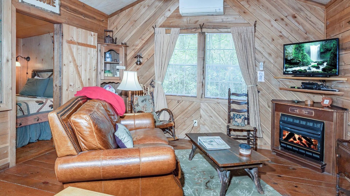 Lake Toxaway Cabin | The Cabins at Seven Foxes