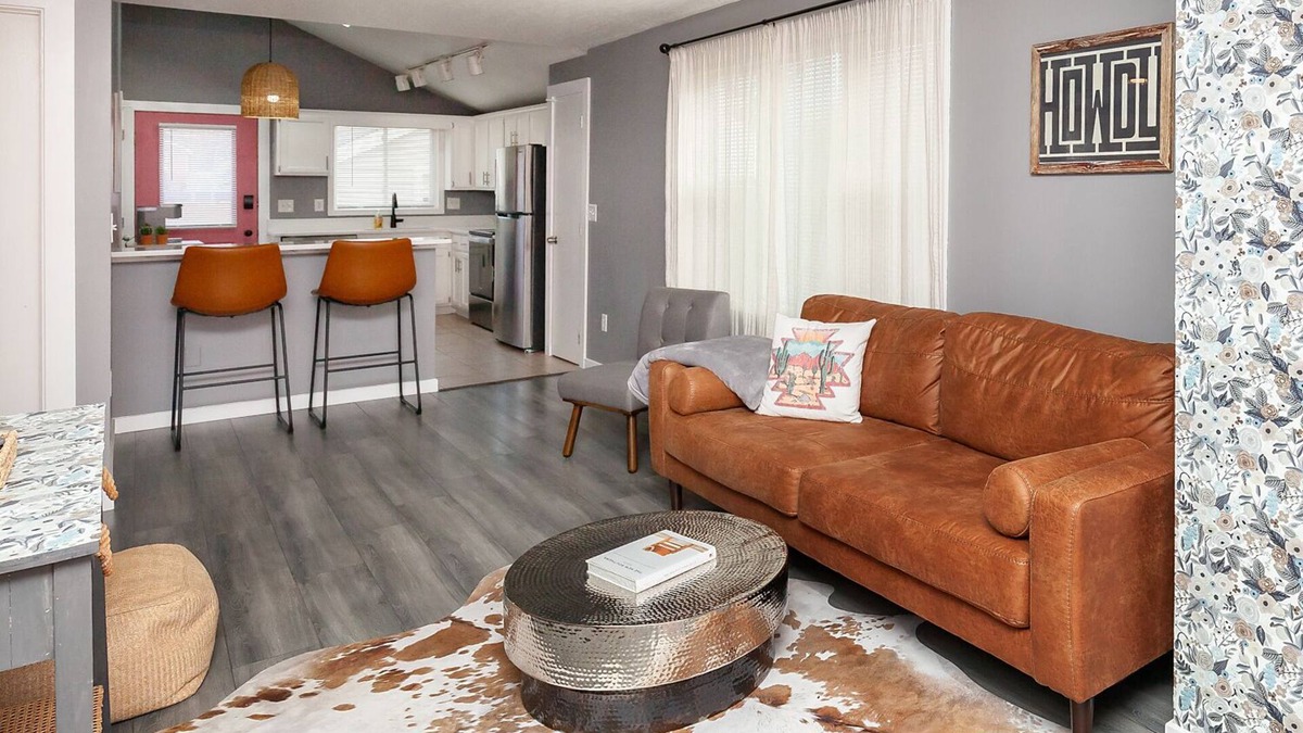 Des Moines House | The Cactus House: A Boho Western Single Family Home Just South of Downtown DSM
