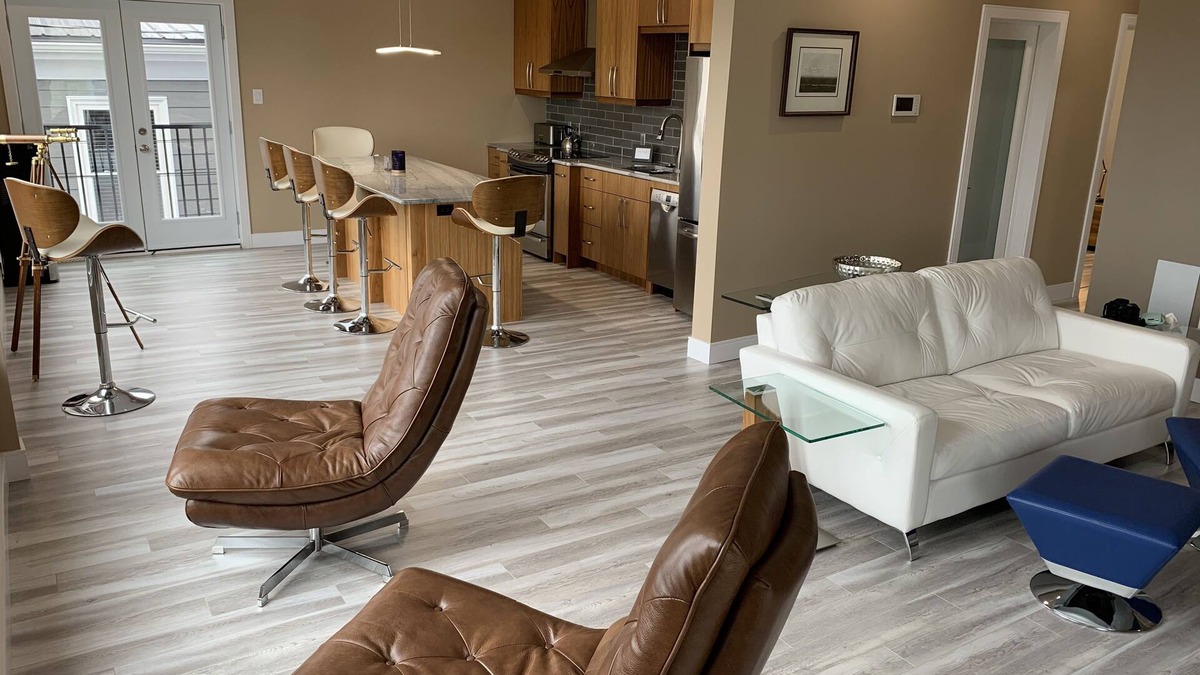 Chester Condo | The Captain’s Quarters 2 bedroom harbourview condo