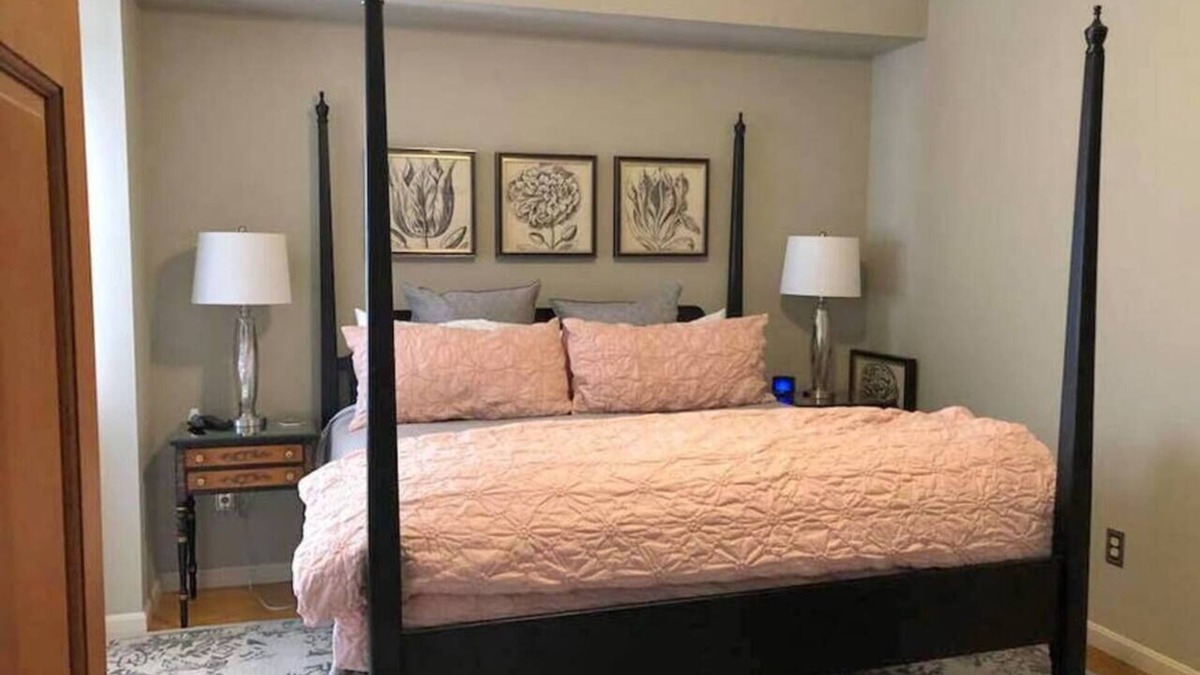 Harpers Ferry House | The Cardinal Suite at Harpers Ferry Guest House