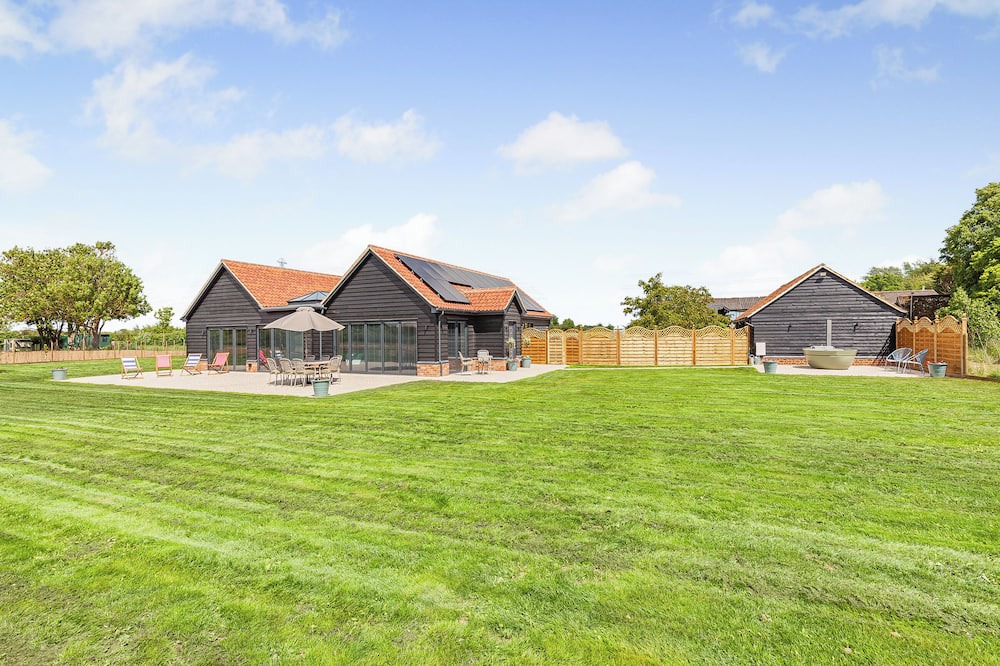 Rochford Cottage | The Cartlodge - UK48579