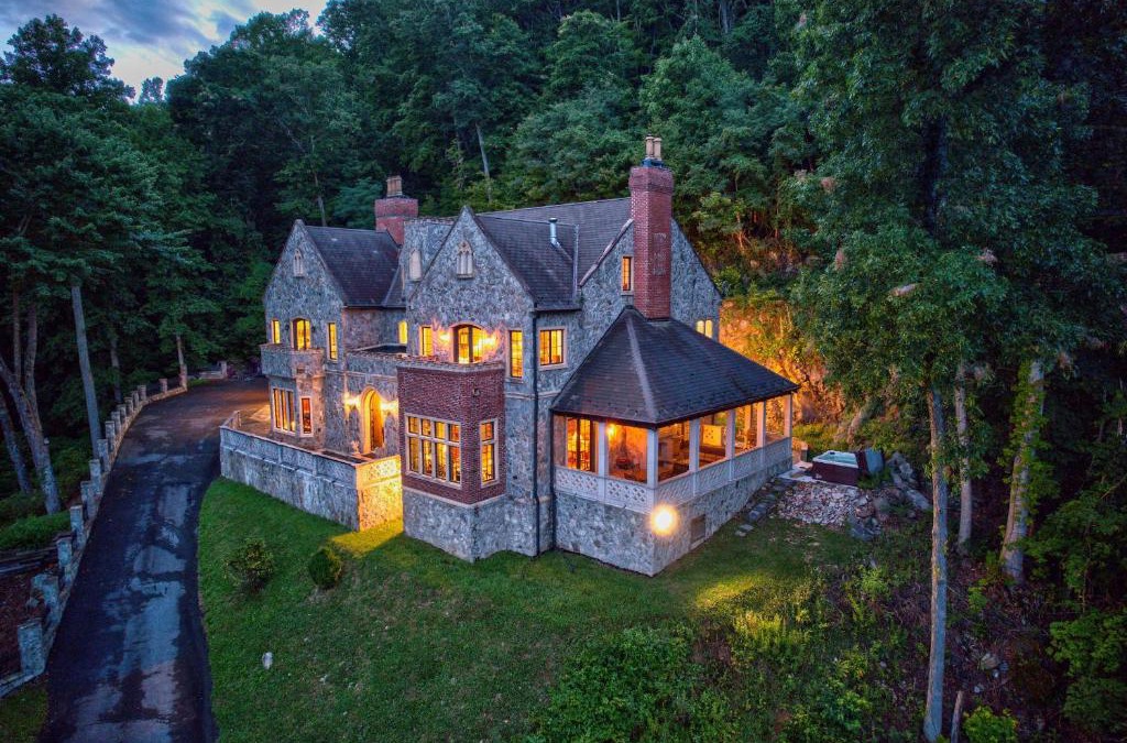 Banner Elk House | The Castle at Valle Crucis