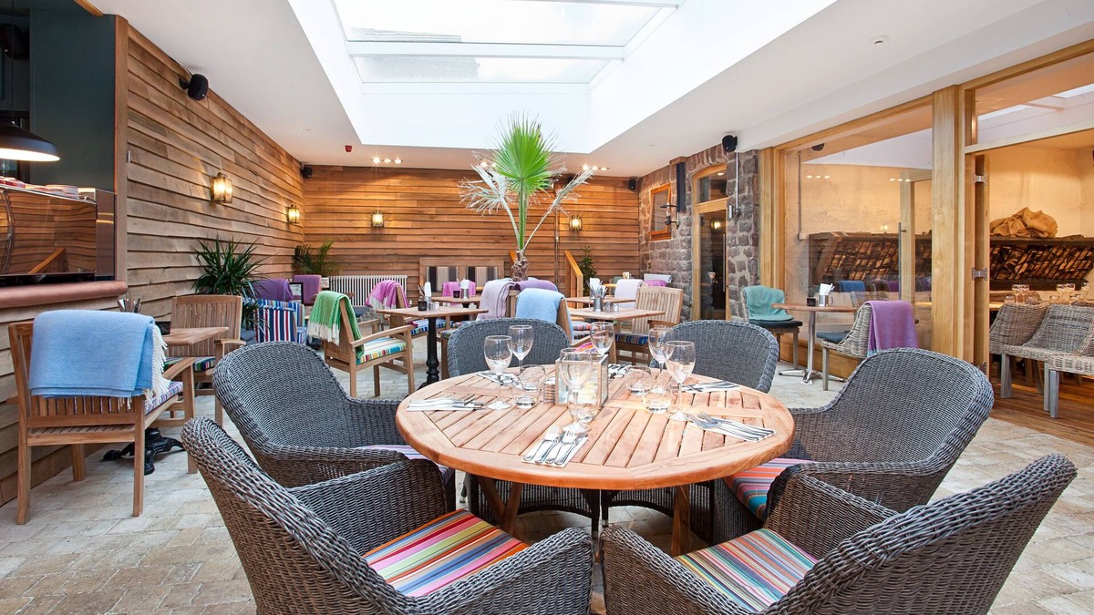 Spofforth Hotel | The Castle Inn