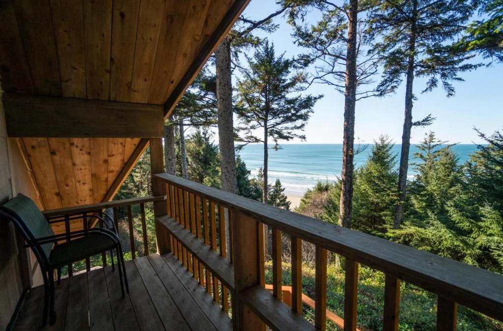 Otter Rock House | The Cedar House
