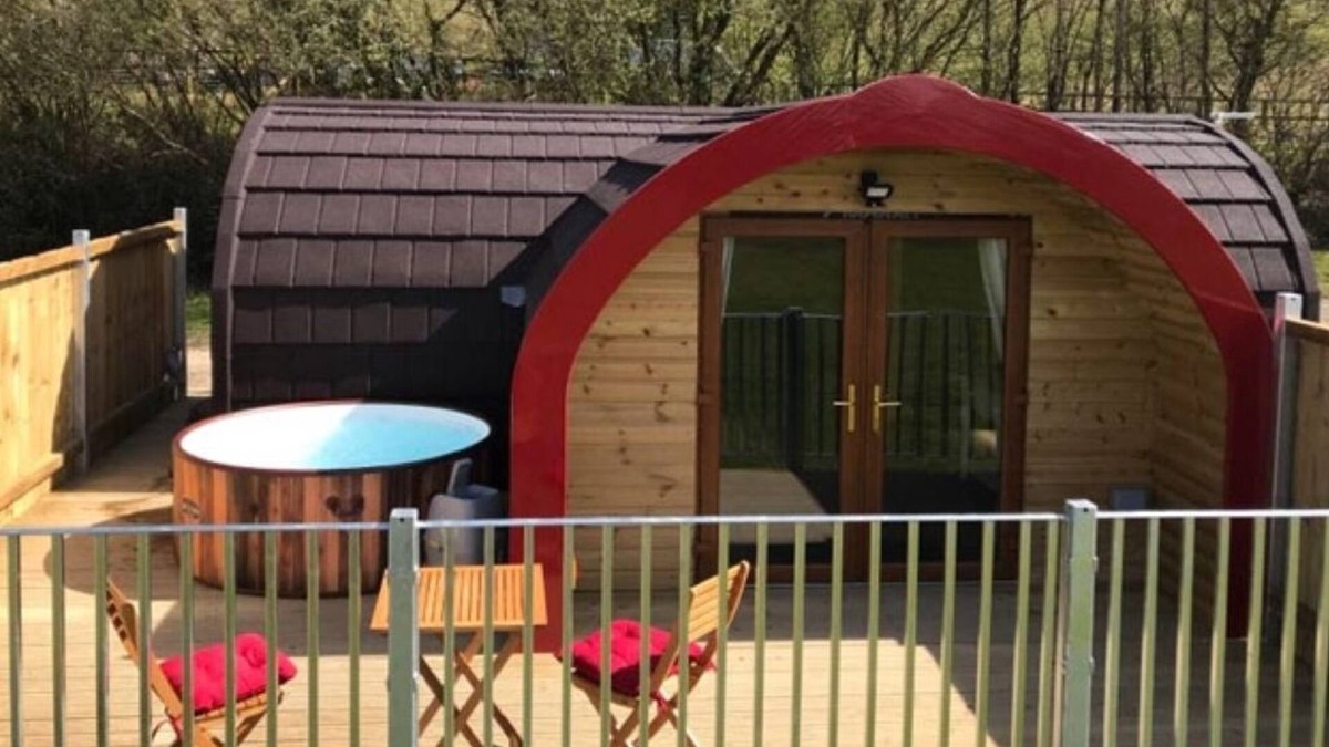 Pentrefelin Cottage | The Cennen Pod
