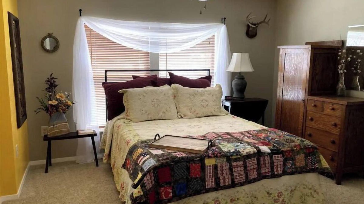 Valera Cabin | The Centennial Inn: A Home with a Past