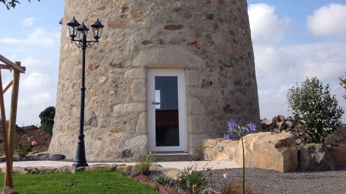 Vaire Cottage | The chairies of vairé: '' The mill of Vairé ''