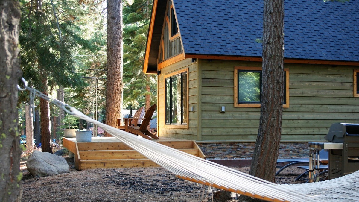 Pineland Cabin | The Chalet 300: Sunnyside West Shore Lake Tahoe - Romantic Cabin at Lake Tahoe