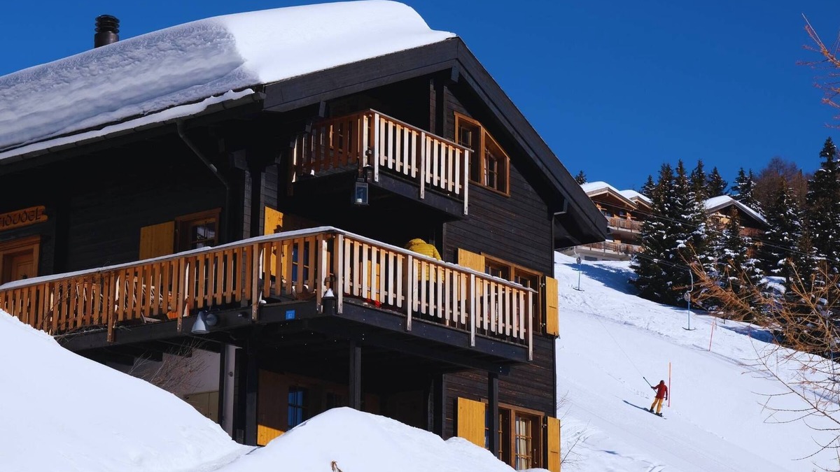 Bettmeralp House | The chalet "Chratidudel" on Bettmeralp is a very special holiday home.