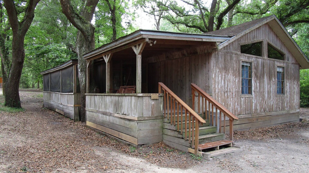 Mayo Resort | The Chalet On the Suwannee River