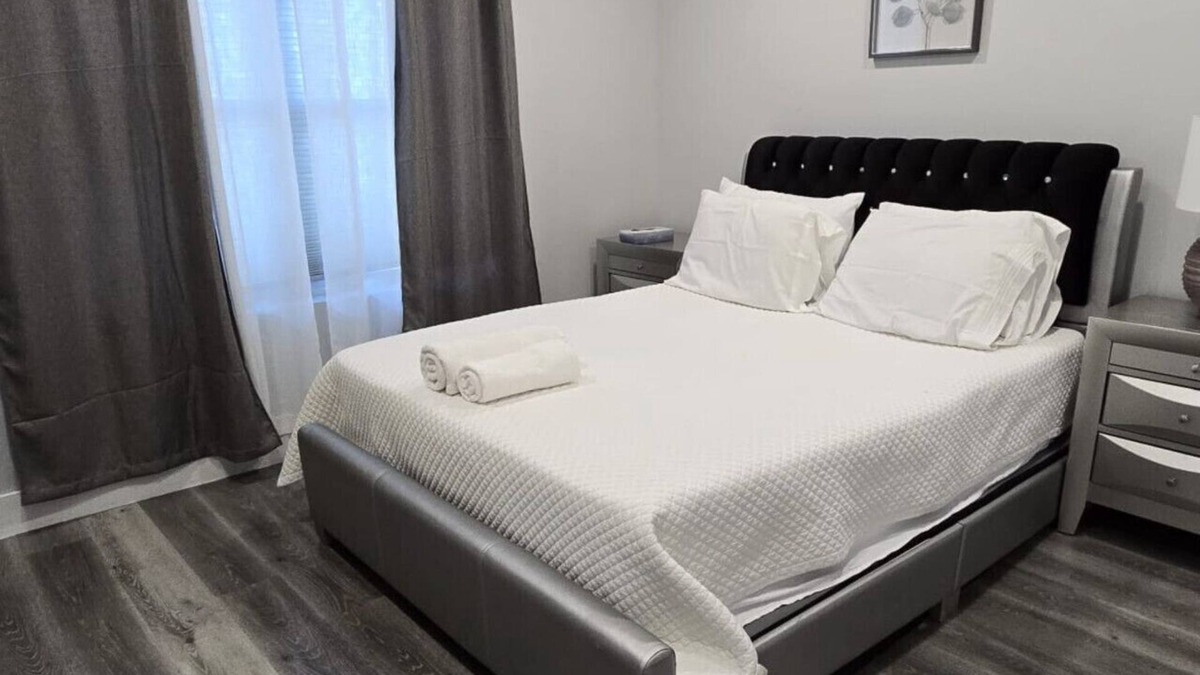 Paterson Apartment | The Charming Suite: 1BR close to NYC