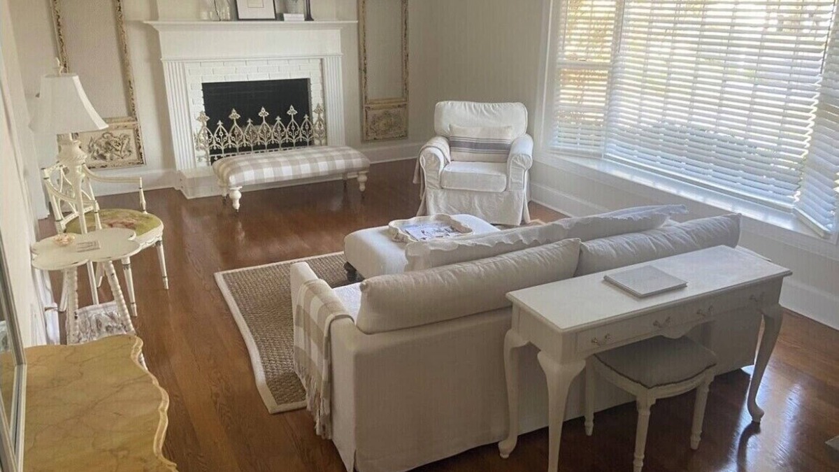 East Ridge House | The Claremont Cottage