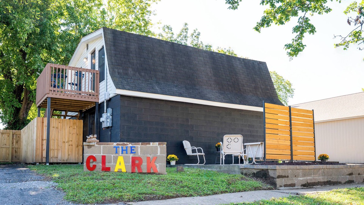 Metropolis House | The Clark: Our Vision of Clark Kent's First Apartment