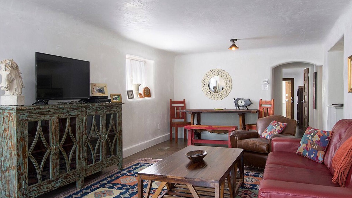 Guadalupe District House | The Clementine House