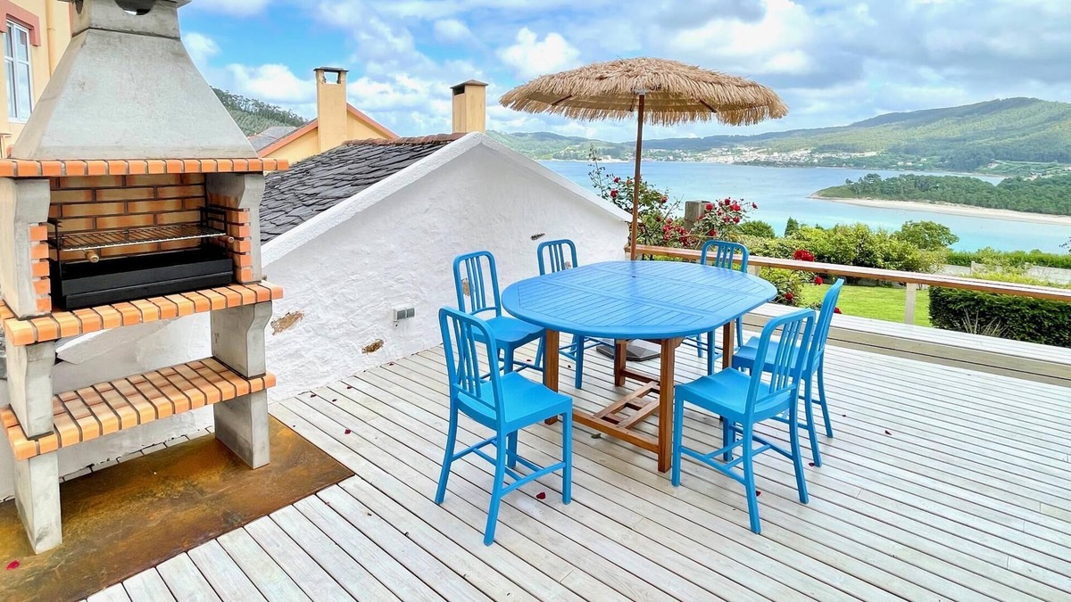 Porto do Barqueiro House | The Cliffs - A Casa de Mercedes