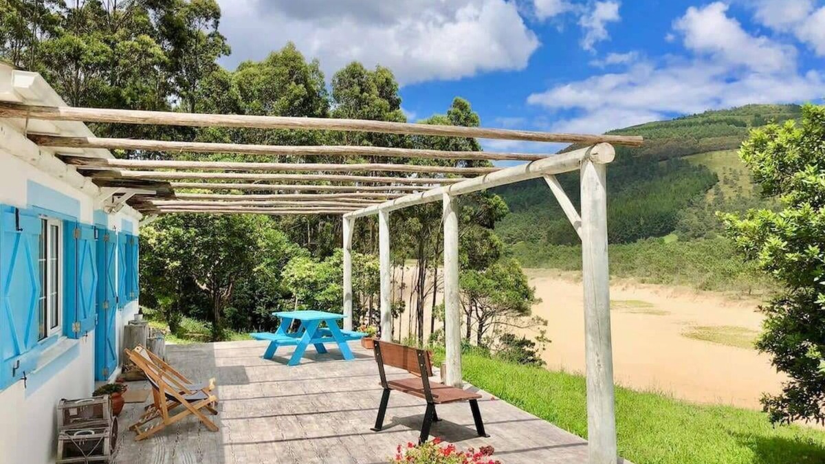 Ortigueira House | The Cliffs - Surf Lodge Esteiro